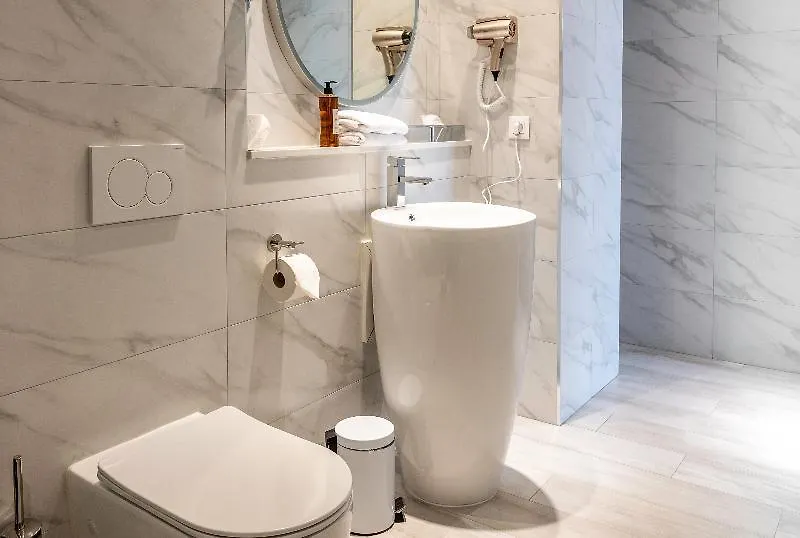 Top Amory Hotel By Hyllit Antwerp