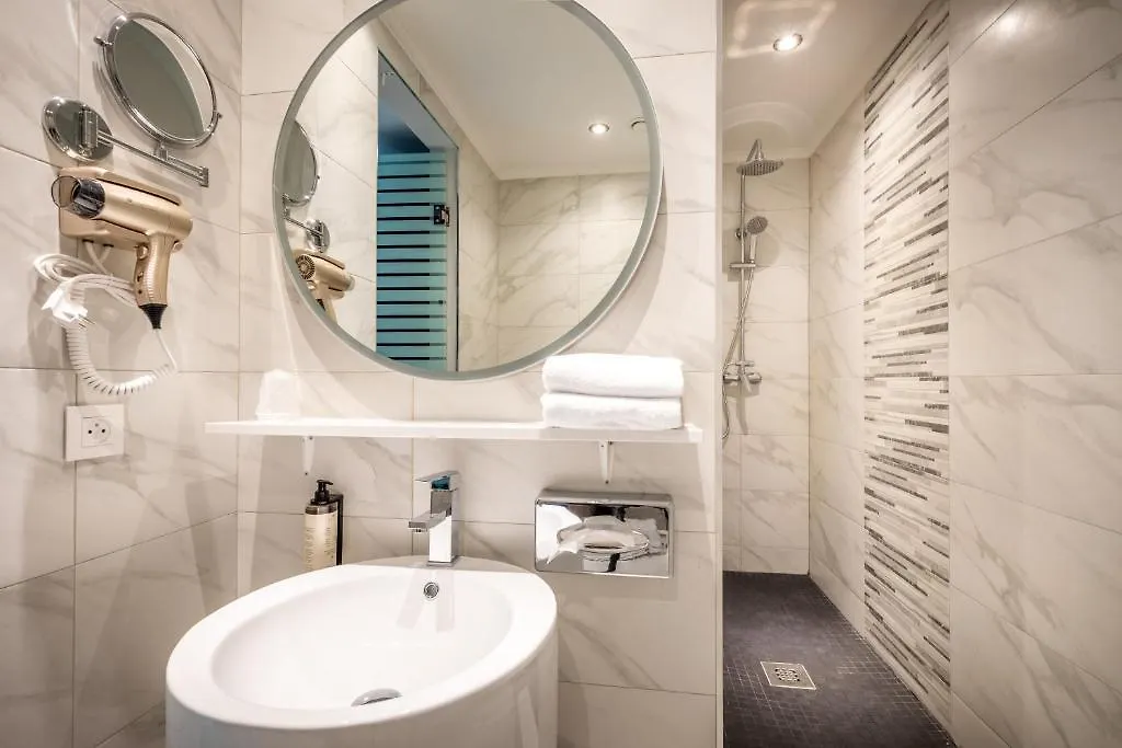 Top Amory Hotel By Hyllit Antwerp Belgium