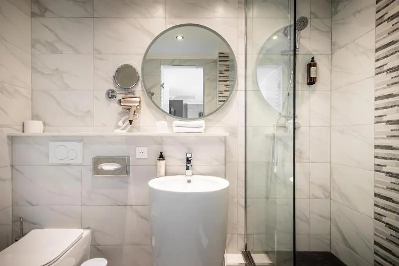 Top Amory Hotel By Hyllit Antwerp